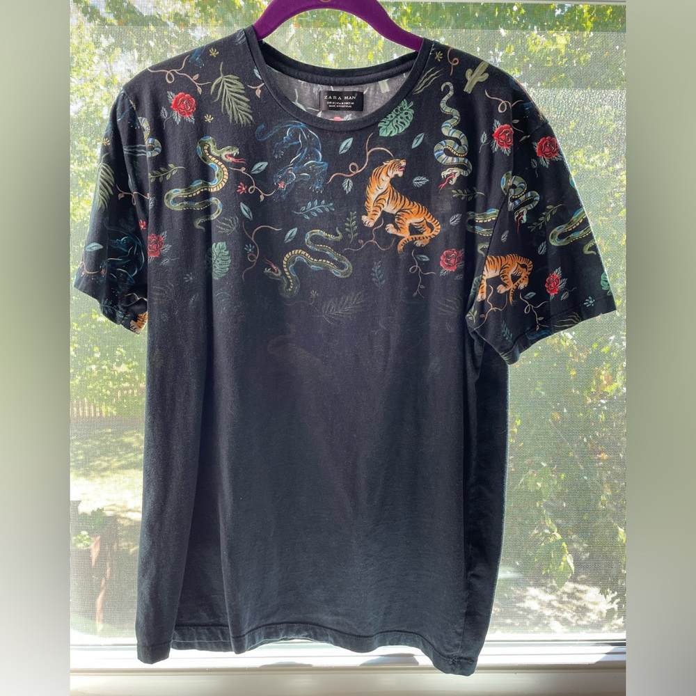 Zara Men’s Medium Lion T-Shirt